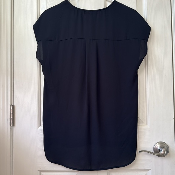 Ro&de Women’s pleated relaxed fit top blouse Medium black - Picture 4 of 5